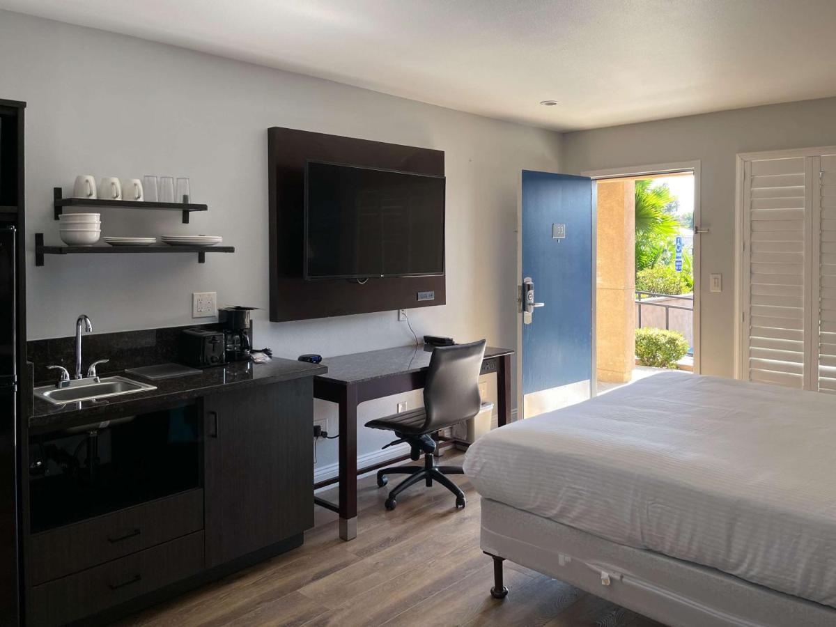 6 Ca Napa Valley Hotel